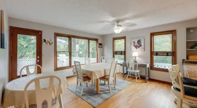4 Mi to Dtwn Loveland: Private Retreat w/ Decks, Reserva ahora Casa o chalet Loveland Ohio