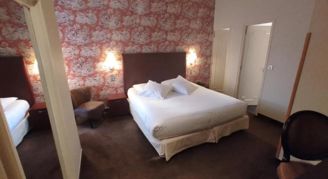 Номер Deluxe Hôtel de Paris