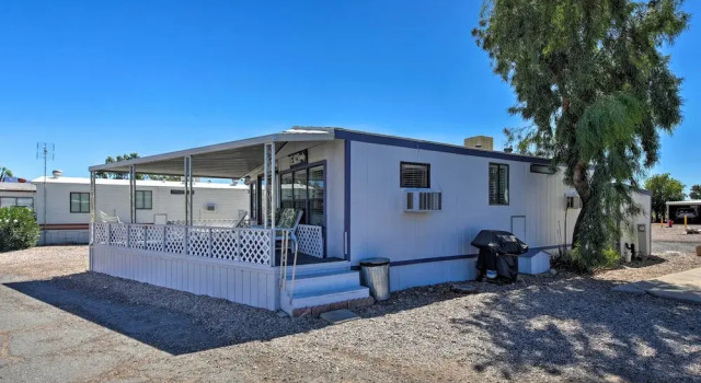 Lake Havasu Home w/ Resort Perks, Walk to Lake, Забронировать Курортный отель Лейк-Хавасу-Сити штат Аризона