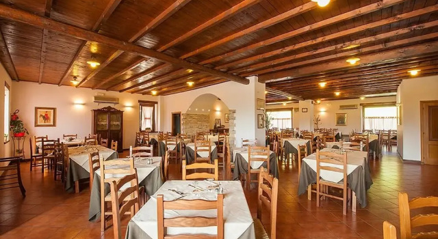 Hotel Plestina Ristorante Pizzeria, Prenota Hotel Hotel 3 stelle a Foligno, 3*