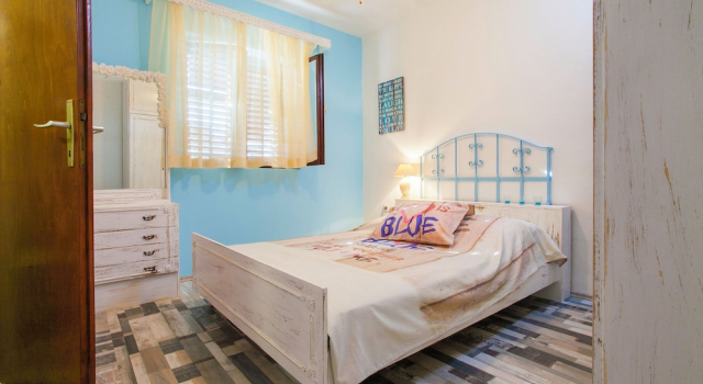 Apartment Colorful, Prenota Appartamento Hotel a Croatian Islands con parcheggio, Parcheggio