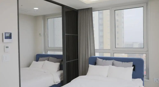 Двухместный семейный номер Standard с балконом The Mark Sokcho Residence