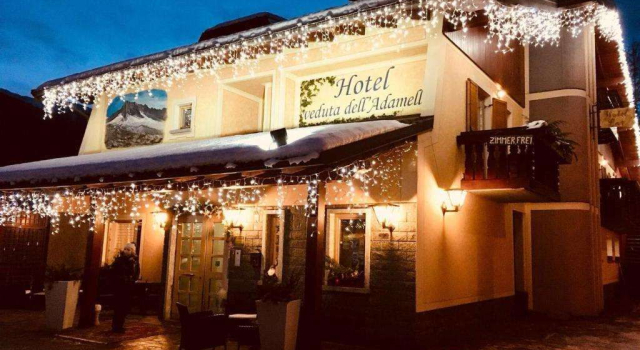 Hotel Veduta dell'Adamello, Book Hotel Temu Adamello Ski