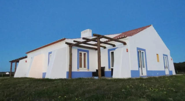Refugio Da Praia Turismo Rural Casa De Campo, Забронировать Отель Порту-Кову Побережье Алентежу, рядом с Пляж Ilha do Pessegueiro