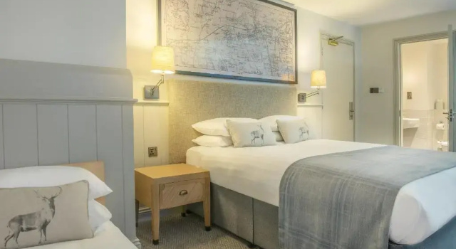 Семейный номер Standard Wotton House Country Estate Hotel