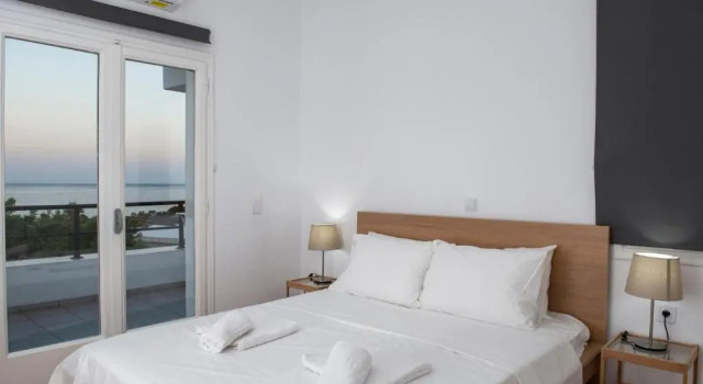 Peter & Paul Seaview House Private Parking, A/C, Réserver Hôtel Makrygialos Est de la Crète