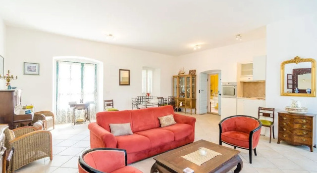Stone House Dimato