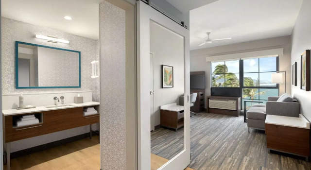 Люкс Hampton Inn & Suites Maui North Shore