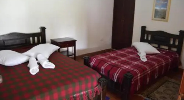 Finca La Esmeralda Casa 1, Rezervovat Hotel Hotely v Santander s parkováním, Parkování