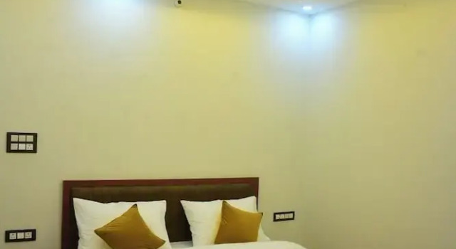 Номер Deluxe Hotel Raghav Inn