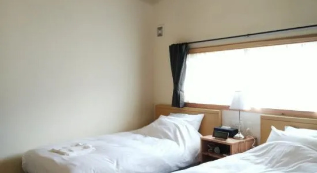 Kochinda Hotel (Okinoerabujima), Book Hotel Wadomari 