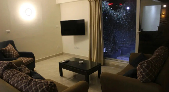 Al Raya Apartments
