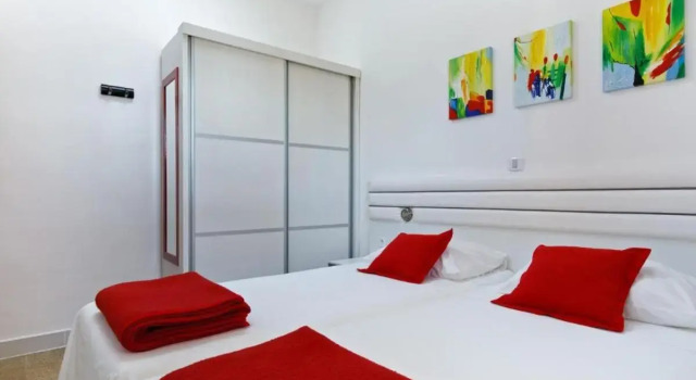 Fully Equiped Apartments for 3 Adults, Prenota Appartamento Hotel a Croatian Islands con piscina, Piscina