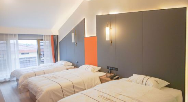 Sechser Familie Suite GerLaiman Hotel