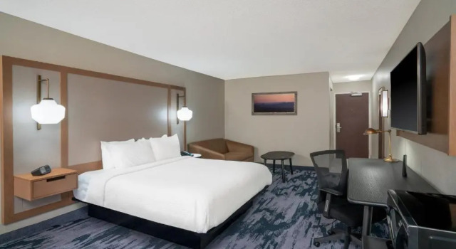 Номер Standard Fairfield Inn & Suites Memphis I-240 & Perkins