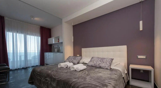 Номер Deluxe Luxury rooms Beach Mediteran