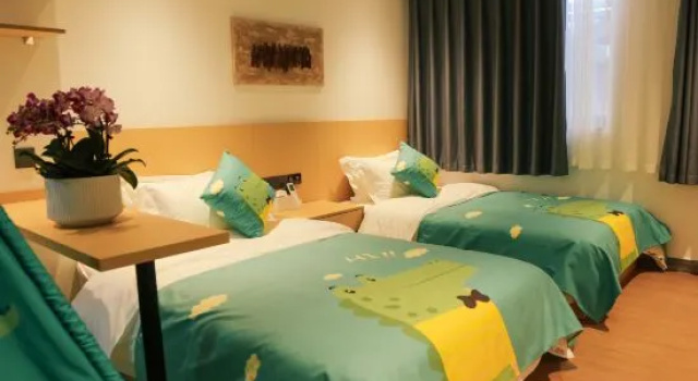 Xingyue Homestay (Fangte Dinosaur Museum), Varaa Hotelli Hotellit Sichuan pysäköinnillä, Pysäköinti