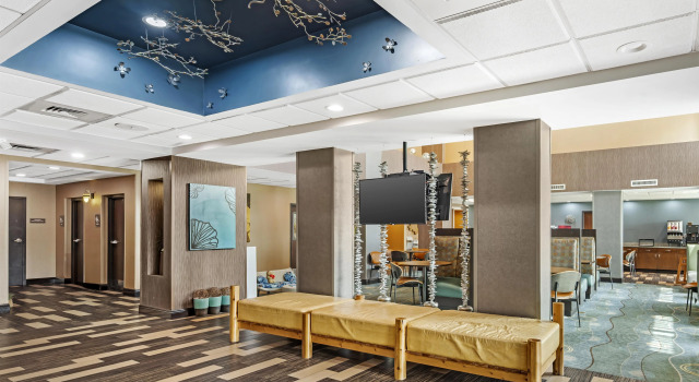 Best Western Plus Chain of Lakes Inn & Suites, Book Hotel SPA-hoteller i Leesburg, SPA