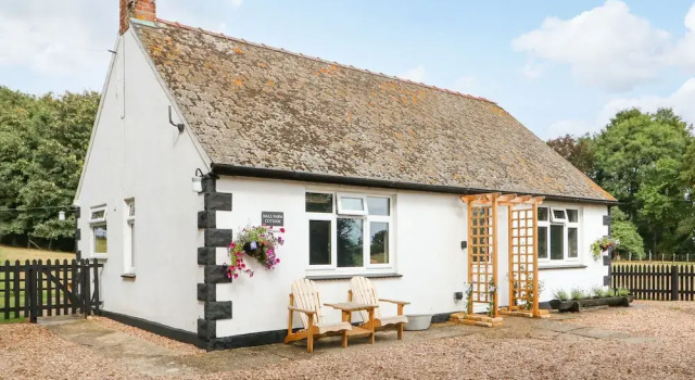 Hall Farm Cottage, Забронировать Фермерский дом Фермерские дома Лаут, Фермерский дом