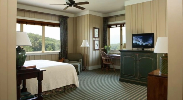 Bright's Creek Lodge, Забронировать Отель Друид-Хиллс Северная Каролина