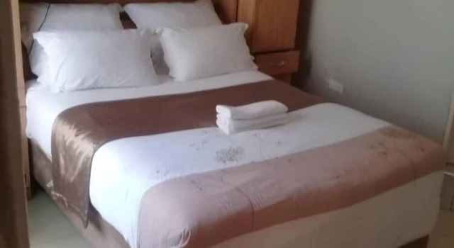 Kakwele Lodge & Tours, Book Vacation Home Hotels in Lusaka with Parking, Parking