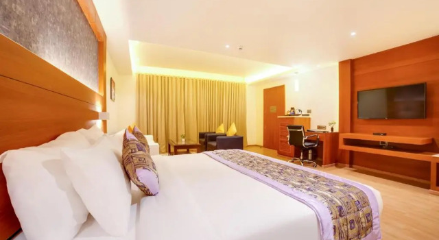 Номер Superior The Fern Residency Bhopal, Series by Marriott