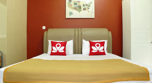 ZEN Rooms Cipete Utara, Забронировать Отель Отели Джакарты с парковкой, рядом с Хаджи Нави, Парковка