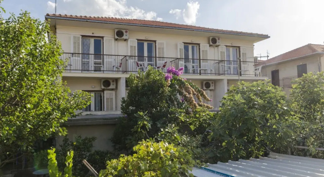 Apartments and Rooms Slavica, Rezerwuj Apartament Hotele w Split-Dalmatia County z parkingiem, Parking