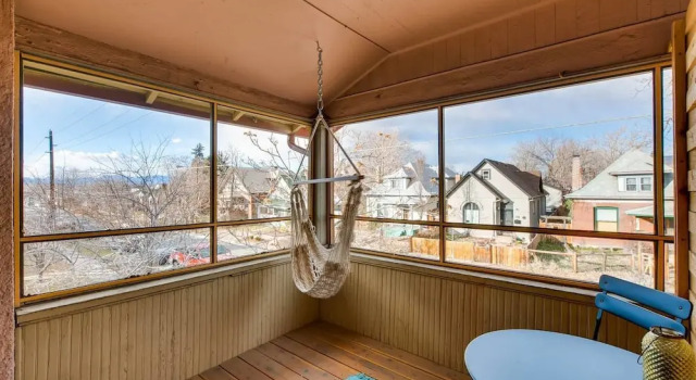The Sunshine Suite in the Heart of Baker