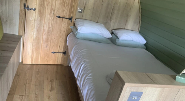 Апартаменты Cosy Escape Heated Luxury pod With hot tub