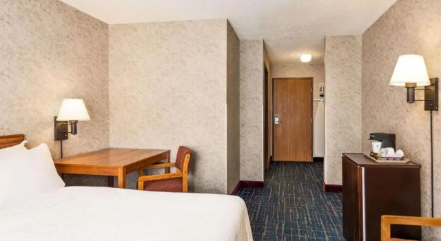 Двухместный номер Days Inn by Wyndham Hurley