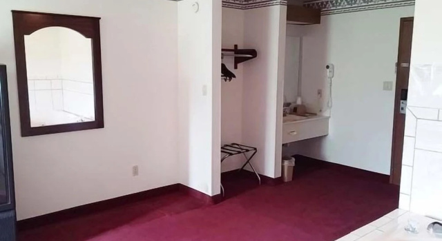 Люкс Economy Inn