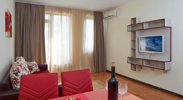 Апартаменты c 1 комнатой с видом на море Mars Apartments in Complex Shipka