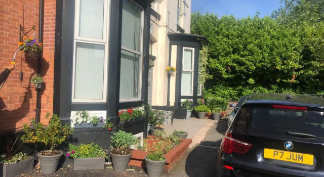 Четырёхместный номер Standard Hendham House - Near Etihad Stadium, CoOp Live Arena, AO Arena, Piccadilly Train Station & Manchester City Centre