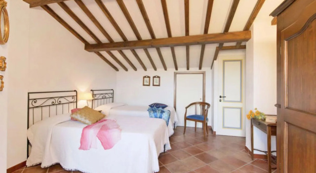 Villa Lari San Gimignano 41572, Забронировать Вилла Коттеджи Сан-Джиминьяно, Коттедж
