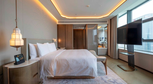 Номер Executive Urumqi Wanda Realm Hotel
