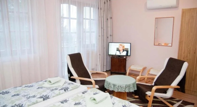 Yowan Apartments