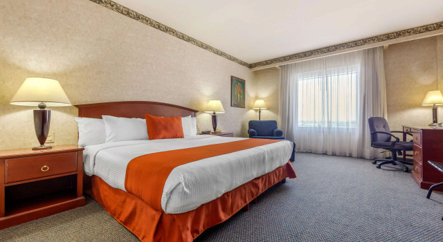 Двухместный номер Standard Quality Inn Monterrey La Fe