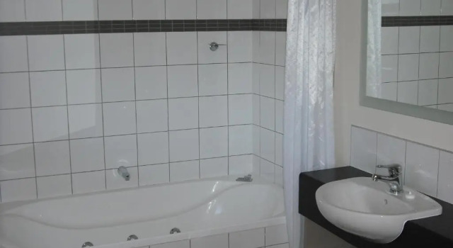 Люкс с 2 комнатами Hot Springs Motor Lodge