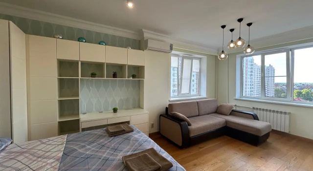 Aday Apartments (Эдэй Апартаменты) на проспекте Победы 44