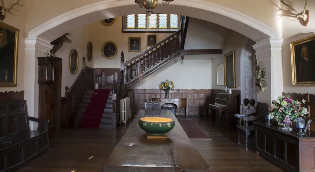 Hall Bed & Breakfast