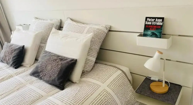 Coastal Stay Steps From Pier, Prenota Appartamento Hotel a Flanders con parcheggio, Parcheggio