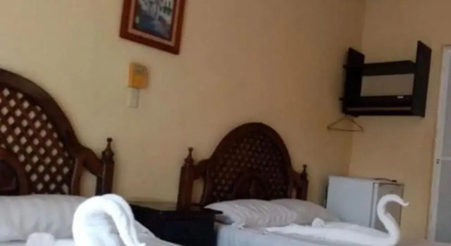 Hotel Familiar El Dorado, Забронировать Отель Отели Ixtapa-Zihuatanejo с бассейном, Бассейн