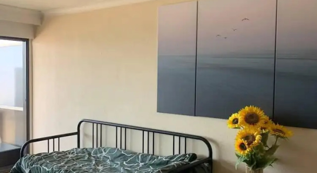 Stunning 1-bed Apartment in Oostende Beach-view, Забронировать Апартаменты/квартира Остенде Бельгийское побережье, рядом с Wellington Track