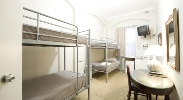 Номер Standard Woolbrokers Hotel