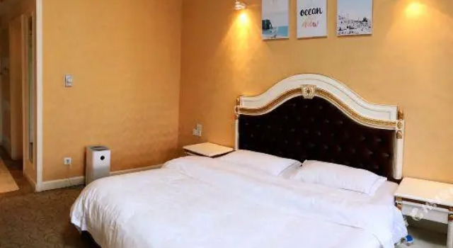 Deyang ZKEJI Business Hotel