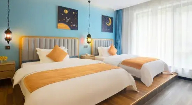 Семейный люкс Li Xiangguo Wenquan Homestay