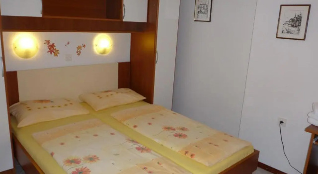 Apartments Vodaric, Prenota Appartamento Hotel a Isole Quarnerine con parcheggio, Parcheggio