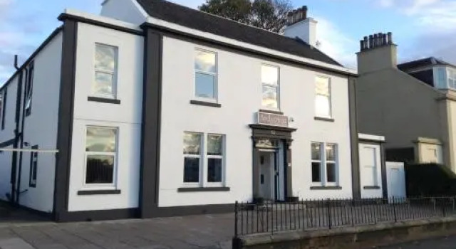 Ardgowan House, Book Hotel Hoteller i Paisley med parkering, Parkering