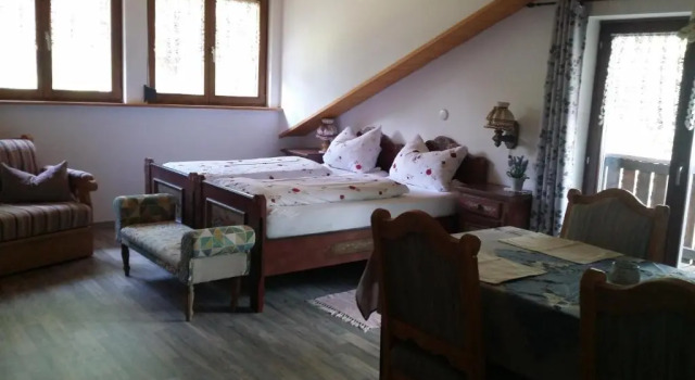 Schwarzwald - Villa Appartments Titisee, Reserva ahora Apartamento Hoteles en Baden-Wurtemberg con desayuno, Desayunos